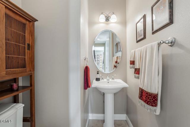 Detail Gallery Image 39 of 55 For 3447 Sentinel Ct, Simi Valley,  CA 93065 - 5 Beds | 4/1 Baths