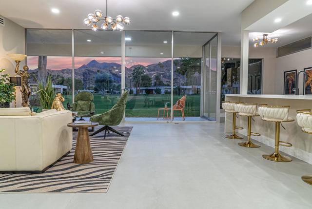 Image 1 of 70 For 160 Desert Lakes Drive