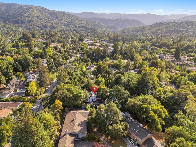14275 Saratoga Avenue, Saratoga CA: https://media.crmls.org/mediaz/3b22bf7f-b777-45e9-a9cd-aefb050a1031.jpg