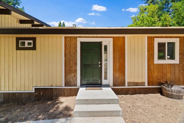 15965 Forest Hill Drive, Boulder Creek CA: https://media.crmls.org/mediaz/3b2358c6-a0bc-4183-b64d-1b80323871d2.jpg
