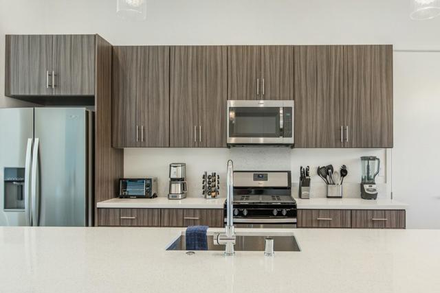 Image 6 of 34 For 68483 Panorama Drive