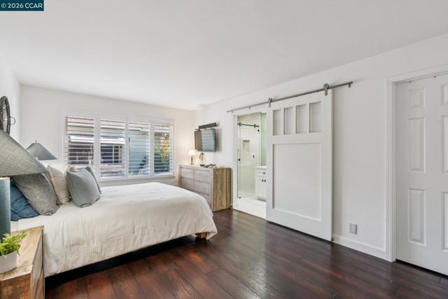 843 Luz Ct, Danville CA: https://media.crmls.org/mediaz/3b253425-4a78-4e03-b1b1-1c54b3fd3de8.jpg