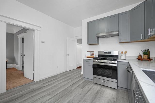 451 Winchester Street, Daly City CA: https://media.crmls.org/mediaz/3b266b18-3e96-414d-8bad-cd8909eab7e6.jpg