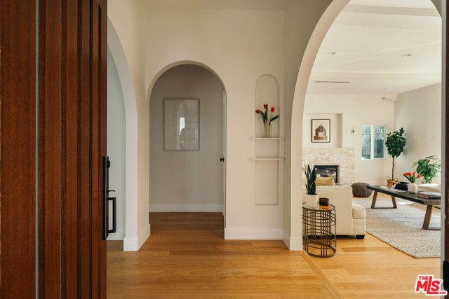 1237 S Curson Avenue, Los Angeles CA: https://media.crmls.org/mediaz/3b26b827-1fe8-4a7f-b422-a2671ac04e61.jpg