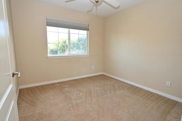 Detail Gallery Image 10 of 35 For 4035 Bluff View Way, Carlsbad,  CA 92008 - 4 Beds | 2/1 Baths