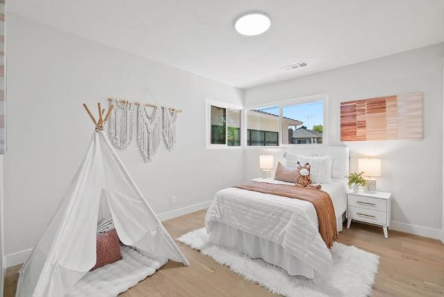 520 S Bayview Avenue, Sunnyvale CA: https://media.crmls.org/mediaz/3b2858d8-43ab-4552-9875-6c077cd070e7.jpg