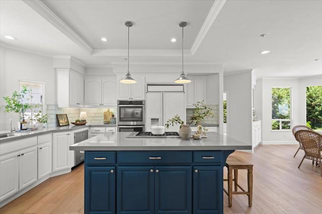 8710 Wild Iris Drive, Gilroy CA: https://media.crmls.org/mediaz/3b28cf04-df4e-42dd-98a2-7fc76de5be93.jpg