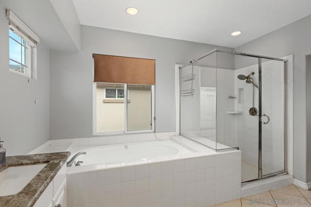1387 S Creekside Dr, Chula Vista CA: https://media.crmls.org/mediaz/3b28e8ef-eb59-4f30-bd4d-da0ce7918d6d.jpg