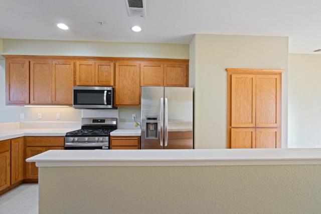 757 Roble Street, Watsonville CA: https://media.crmls.org/mediaz/3b290d15-13ae-4949-97c3-81b81b2c6e15.jpg