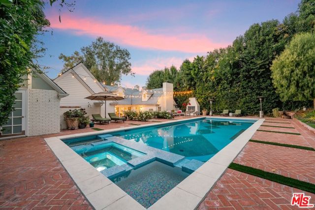 4714 Balboa Avenue, Encino CA: https://media.crmls.org/mediaz/3b2a4783-f04d-47fb-af15-18accf933169.jpg
