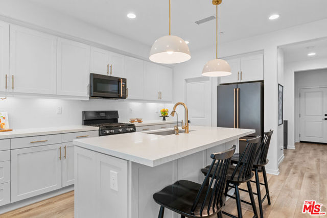 50 Fosco Street, Rancho Mission Viejo CA: https://media.crmls.org/mediaz/3b2a7adb-7cb6-4436-adfd-9b1d60f3ea07.jpg