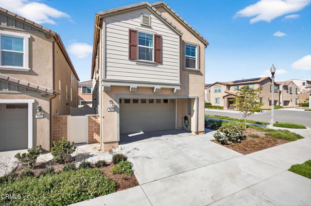 Detail Gallery Image 3 of 63 For 562 Kumquat Ct, Santa Paula,  CA 93060 - 5 Beds | 4 Baths