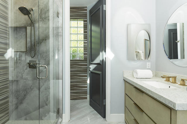 1311 Fuego Circle, Palm Springs CA: https://media.crmls.org/mediaz/3b2adbee-ae04-4875-ac77-8bc84a53a006.jpg