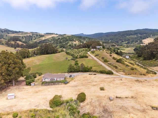5677 Cloverdale Road, Pescadero CA: https://media.crmls.org/mediaz/3b2c2a8c-5096-42dd-9d3a-cc75b620515a.jpg