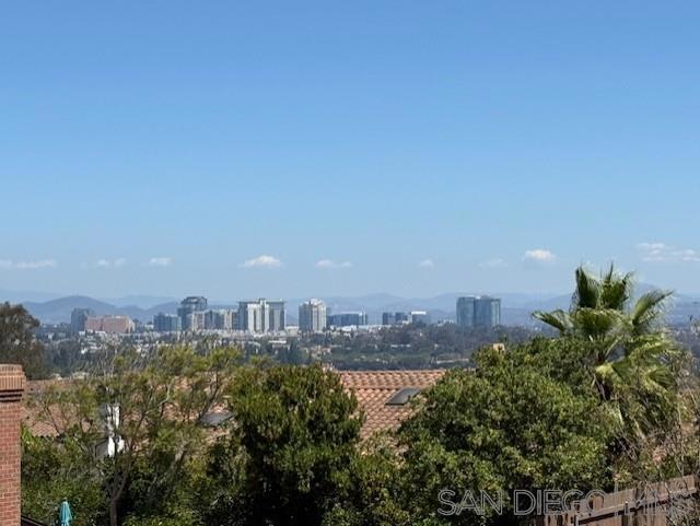 7835 La Jolla Vista Drive, La Jolla CA: https://media.crmls.org/mediaz/3b2cc720-0cd3-4b91-8fe0-7ebfaa1f625e.jpg