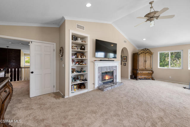 5924 Rainbow Hill Road, Agoura Hills CA: https://media.crmls.org/mediaz/3b2cfa55-0cea-4243-9fef-6faf420c4185.jpg