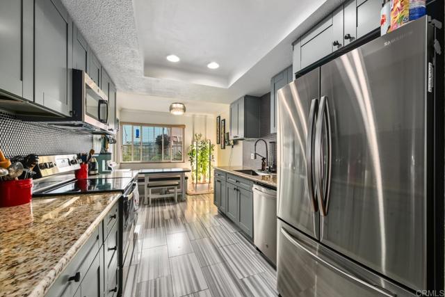 Detail Gallery Image 8 of 24 For 31908 Del Cielo Este 2c,  Bonsall,  CA 92003 - 2 Beds | 2 Baths