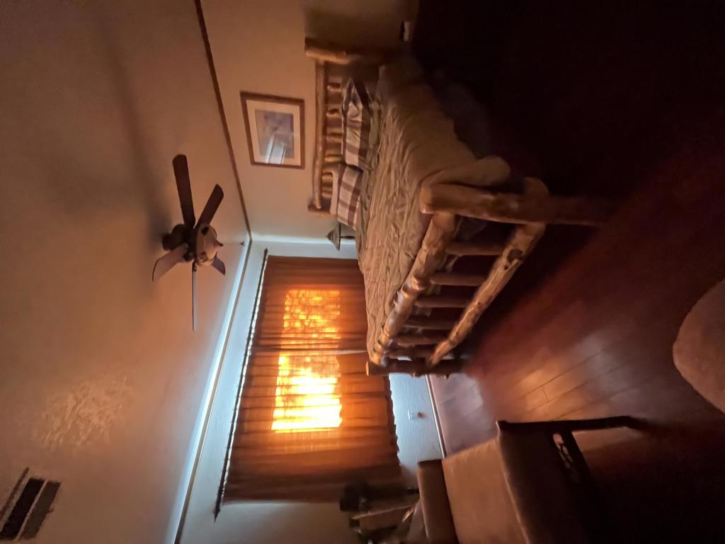 https://media.crmls.org/mediaz/3b2de756-1c78-4ee9-9fc3-c72c010b4f92.jpg?preset=X-Large