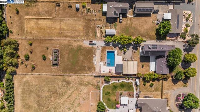 2680 Marina Ave., Livermore CA: https://media.crmls.org/mediaz/3b3033bc-0e7b-4d15-9293-0fa7b3d1b0ae.jpg