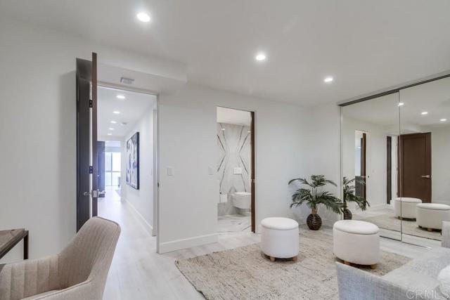 Image 9 of 20 For 939 Coast Blvd  12b