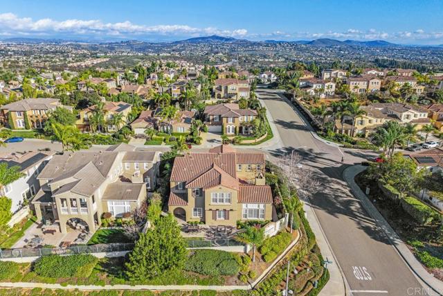 Detail Gallery Image 6 of 58 For 6647 Thrasher Pl, Carlsbad,  CA 92011 - 5 Beds | 4/1 Baths