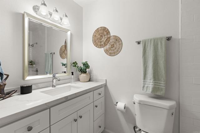 11370 Paseo Albacete Avenue, San Diego CA: https://media.crmls.org/mediaz/3b35fb62-ab3f-4357-9d5d-d4dbdb33c625.jpg