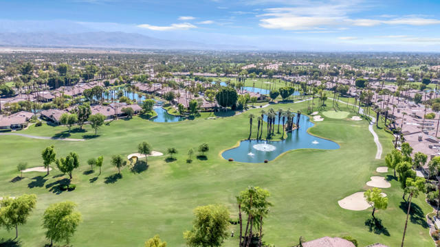 207 Bouquet Canyon Drive, Palm Desert, CA 92211