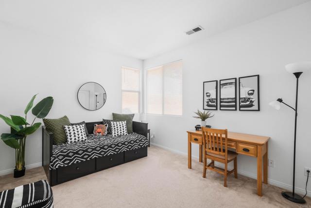 1111 Amelia Place, Escondido CA: https://media.crmls.org/mediaz/3b36c350-4d15-4775-9d8b-e78b1fbe3453.jpg