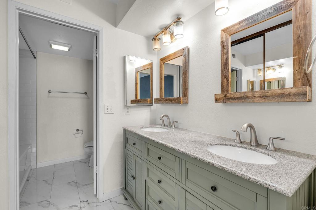 3036 Avenida Christina - photo 11