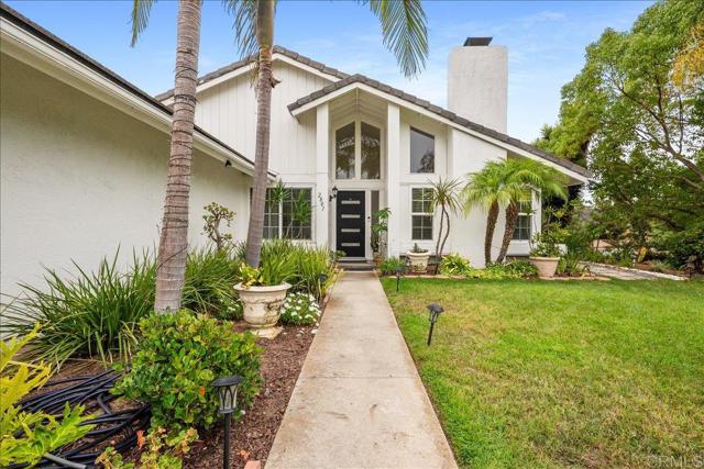 Detail Gallery Image 1 of 27 For 2801 Jacaranda Ave, Carlsbad,  CA 92009 - 4 Beds | 2 Baths