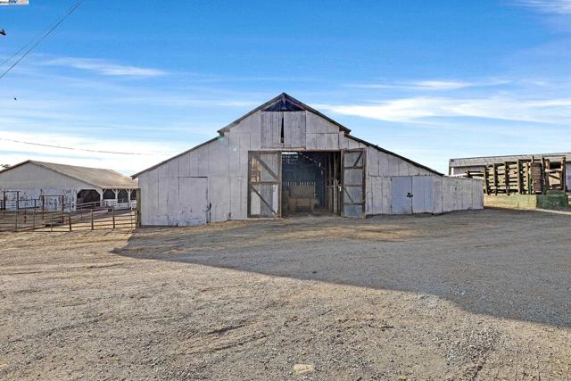 Image 55 of 59 For 4135 Vasco Rd