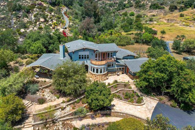 6132 Rainbow Heights Rd, Fallbrook CA: https://media.crmls.org/mediaz/3b3cc176-a243-4c6b-bfa9-53623d3acac9.jpg