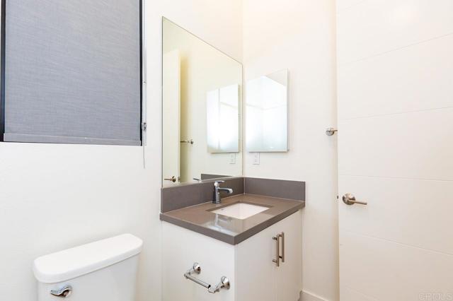 13720 Solana Crest Trl, Carmel Valley CA: https://media.crmls.org/mediaz/3b3d48ee-91cb-42d7-819e-a5b4b5032b2c.jpg