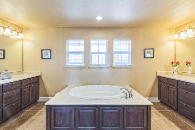 1512 Marigold Drive, Patterson CA: https://media.crmls.org/mediaz/3b40bfd1-d574-415c-b6ad-f4f45643dfbe.jpg