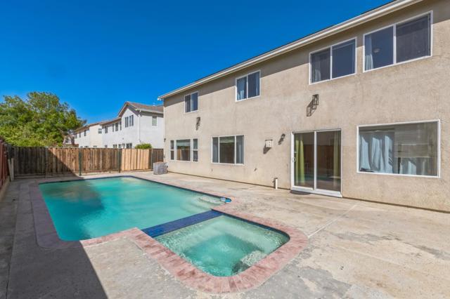 1512 Marigold Drive, Patterson CA: https://media.crmls.org/mediaz/3b40f394-747c-43b2-af38-bf6a28c734ba.jpg