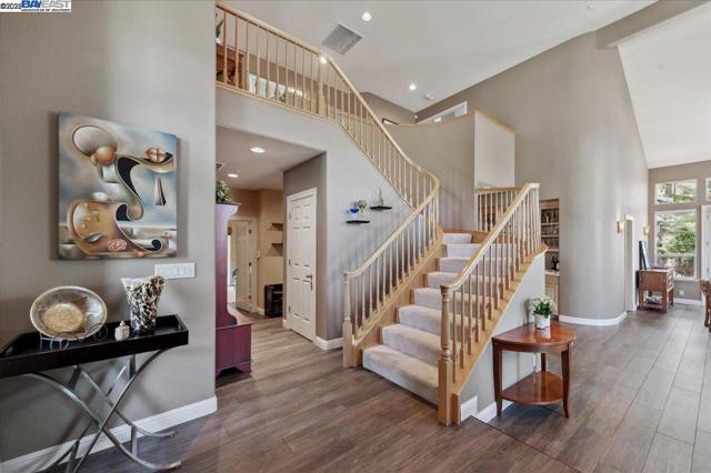 3761 SMALLWOOD COURT, Pleasanton CA: https://media.crmls.org/mediaz/3b411beb-224e-41b0-a2c2-43867400692d.jpg