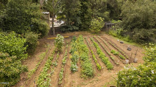 1400 Park Drive, Ojai CA: https://media.crmls.org/mediaz/3b41fb2b-090e-4481-8b9f-31337c3d54cc.jpg