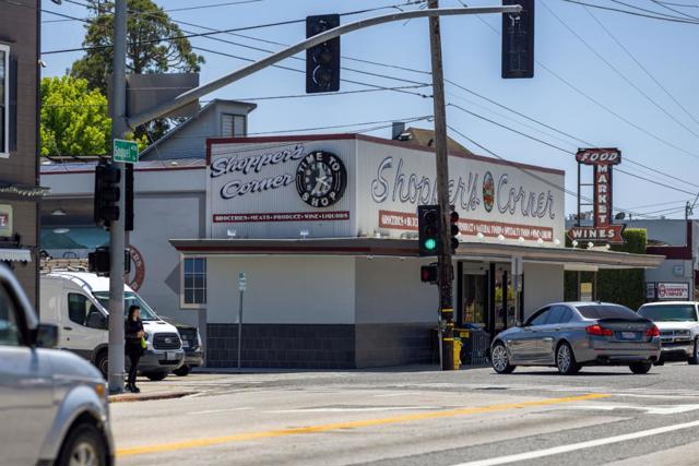 123 Reed Way, Santa Cruz CA: https://media.crmls.org/mediaz/3b423234-de55-4236-81ca-663df41c431b.jpg