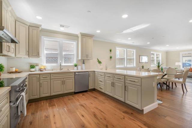2659 Garfield Street, San Mateo CA: https://media.crmls.org/mediaz/3b425a63-f787-475c-aa6a-fa3f975907df.jpg