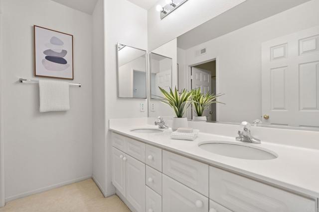 Detail Gallery Image 29 of 43 For 5711 Fallenwood Ln, San Diego,  CA 92121 - 5 Beds | 3 Baths