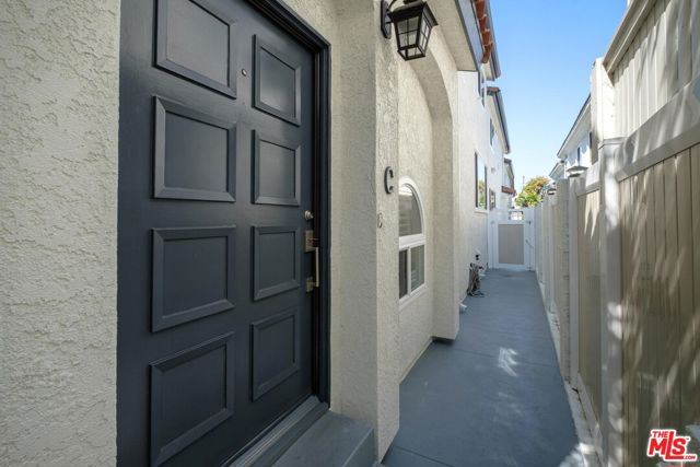 2010 Mathews Avenue, Redondo Beach, California 90278, 3 Bedrooms Bedrooms, ,2 BathroomsBathrooms,Residential,For Sale,Mathews,25487247