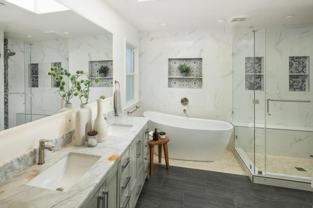 426 8th Avenue, Menlo Park CA: https://media.crmls.org/mediaz/3b45437a-689c-4bbb-992e-0f4f0e3d2b09.jpg