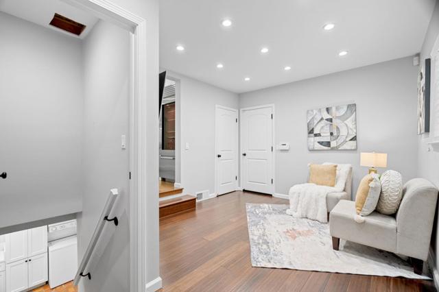 920 W Julian Street, San Jose CA: https://media.crmls.org/mediaz/3b457027-4246-49ae-b520-8de351f29b5e.jpg