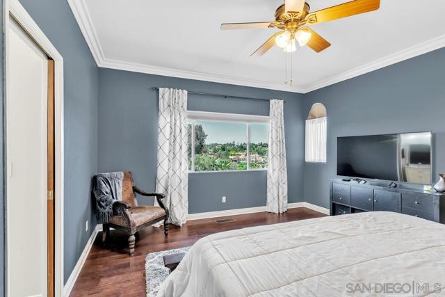 1817 Sunny Slope Terrace, Escondido CA: https://media.crmls.org/mediaz/3b47085b-e1e0-4752-b08f-74213a611eda.jpg