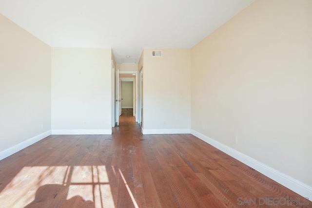 3565 Grove St, Lemon Grove CA: https://media.crmls.org/mediaz/3b48bd4d-1551-41a0-aeaa-9845db0c9c58.jpg