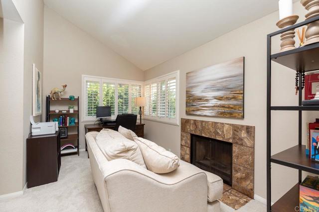 10667 Viacha Dr, Tierrasanta CA: https://media.crmls.org/mediaz/3b4a9bb4-275f-4f2a-9446-f2de51fa5219.jpg