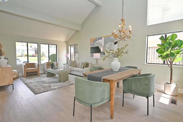 6525 Bellhurst Ln, Castro Valley CA: https://media.crmls.org/mediaz/3b4db88b-2102-47e2-83f9-de6840ee12e1.jpg