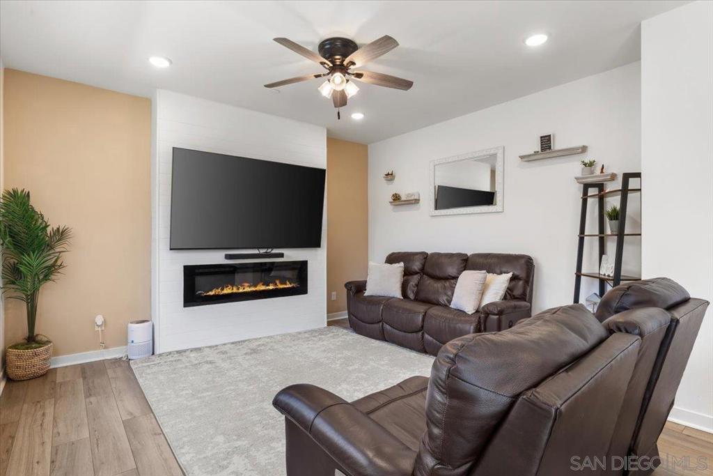 MLS #250028557SD image #8