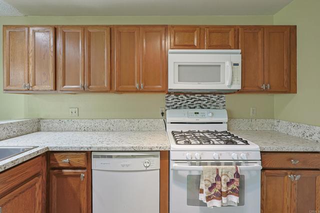 6872 Quebec Court, San Diego CA: https://media.crmls.org/mediaz/3b50f87a-ea77-47ae-8e29-a5ebc8fddf0f.jpg