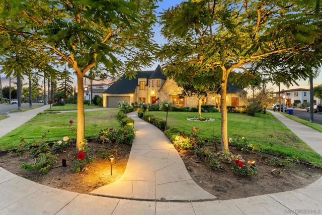 4386 Adams Ave, San Diego CA: https://media.crmls.org/mediaz/3b510180-284c-44e7-b840-9c2a83628704.jpg
